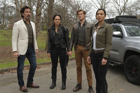 CBS Reveals 'MacGyver' Will End With Season Five; Series Finale Will ...