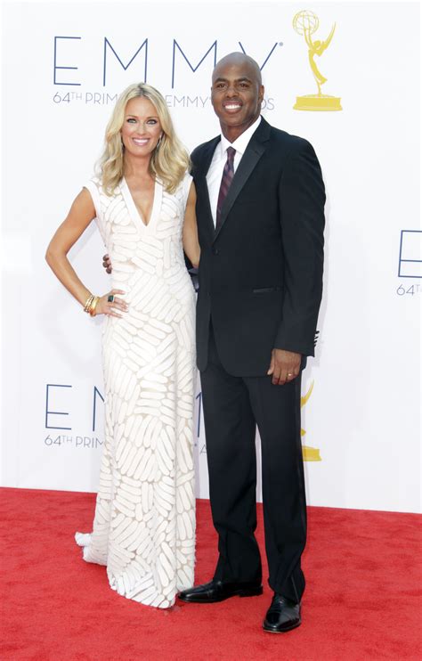 2012 Emmy Awards - Red Carpet Photo Gallery