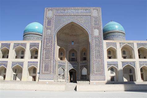 Adventure Thug: Bukhara, Uzbekistan