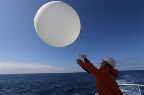 China Sends Suspected Military Reconnaissance Balloons Over Taiwan Amid Russian Ops In Ukraine ...