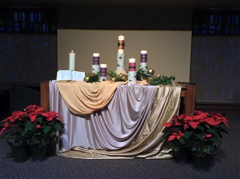 Grace Avenue UMC, Frisco, TX, Christmas | Communion table, Altar design, Christmas church