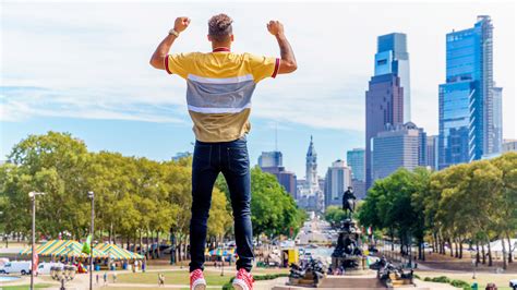 A Guide to the Rocky Steps and Statue in Philly | Visit Philadelphia