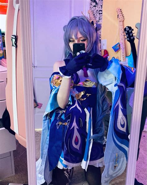 Keqing Cosplay | Anime room, Cosplay, Cute