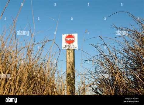 Golf course warning sign hi-res stock photography and images - Alamy