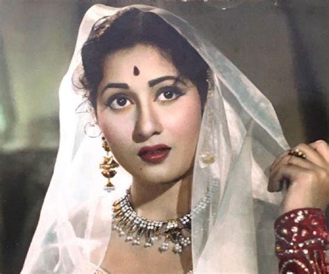 Madhubala Biography - Facts, Childhood, Family Life & Achievements