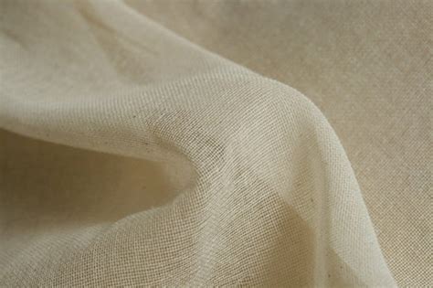 Why Muslin Cloth Should Be a Part of Your Skin-Care Regime?