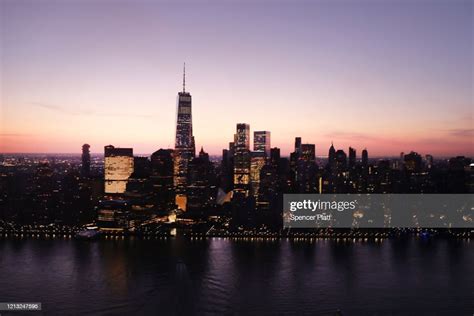 Dawn breaks over Manhattan as the city struggles to contain the... News Photo - Getty Images