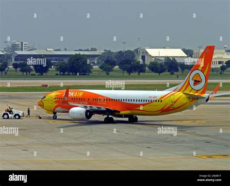 Thailand, Bangkok: HS-DBT Boeing 737-88L (c/n 61293) of Nok Air at Don ...