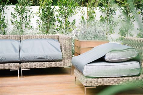 How To Protect Outdoor Wood Furniture | Storables