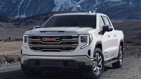 2023 Chevrolet Silverado 1500 vs 2023 GMC Sierra 1500