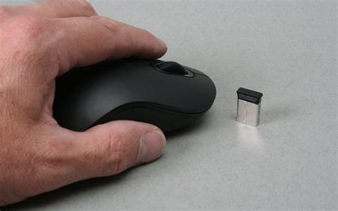 How to connect a wireless mouse - PCGuide