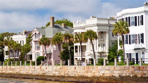 Explore the Charming Streets of Charleston, South Carolina