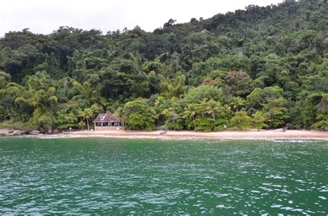 Boat Tour in Paraty Bay (Paraty, Brazil) - Nomadic Niko