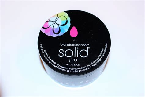 Beauty Blender Blender Cleanser Solid Pro Review