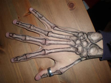 Bone hand by CrazyBadB0y on DeviantArt