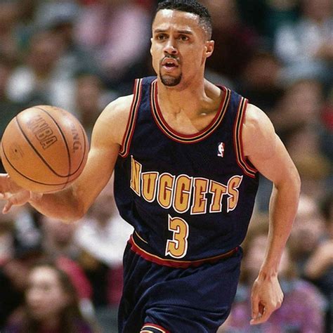 Mahmoud Abdul-Rauf with the Denver Nuggets in 1994. : r/denvernuggets