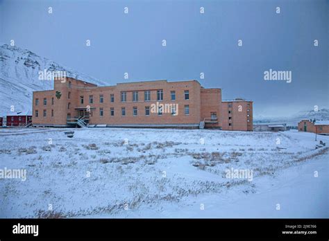 Pyramiden hotel abandoned hi-res stock photography and images - Alamy