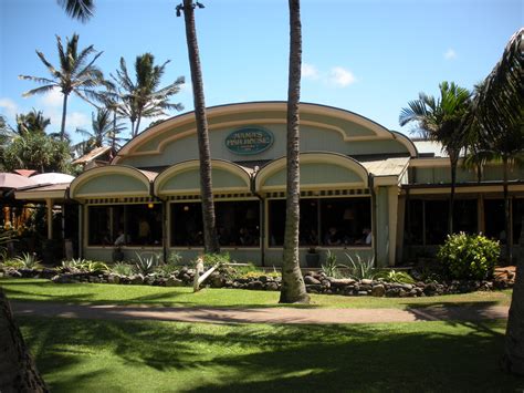 Mama's Fish House, Maui | Mamas fish house, Fish house, House styles