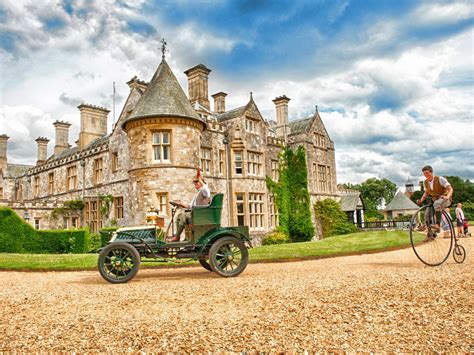 Best Things To Do in Hampshire | 11 Essential Attractions