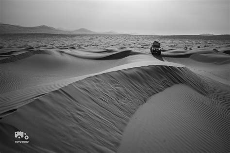 A Gem of China Unexplored: Badain Jaran Desert • Toyotoro