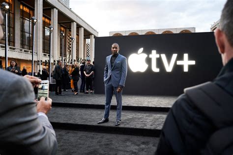 Apple celebrates “The Morning Show,” coming to Apple TV+ November 1 - Apple