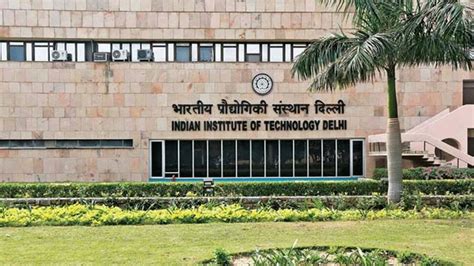 IIT Bombay, Delhi among top 50 engineering schools across globe: QS World ranking | India News ...