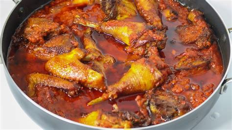 HOW TO MAKE THE BEST NIGERIAN CHICKEN STEW RECIPE - YouTube