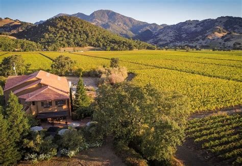 10 Must-Visit Calistoga Wineries