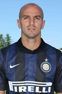 Esteban Cambiasso | Players | F.C. Internazionale | inter.it