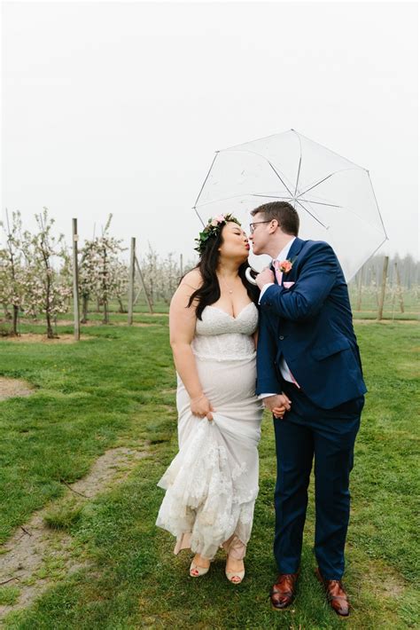 Intimate Rainy Wedding at Sweet Berry Farm - Erin McGinn Photography