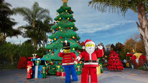 Come Together This Holiday Season With LEGOLAND's Christmas Bricktacular Event