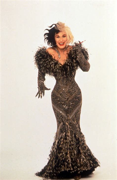 VANILLA SKY BLOG: ICON: Glenn Close as Cruella | Costume design, Fashion, Stage costume