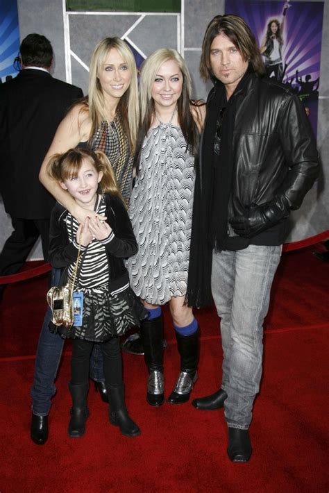 Billy Ray Cyrus Kids: Photo Of All 6 Of His Children – Hollywood Life