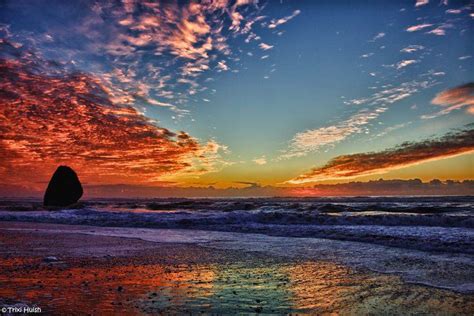 sunset in Gold Beach, OR | Everywhere I want to go ... | Southern oregon coast, Gold beach ...