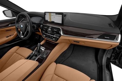 2022 BMW 5-Series Interior & Exterior Photos & Video - CarsDirect