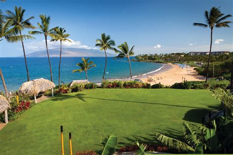 The Four Seasons Maui: A Luxury Hotel In Hawaii | Hotel Doreial