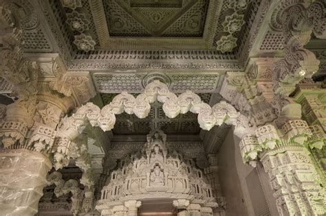 Abu Dhabi's BAPS Hindu Mandir Set to Open its Doors to the Public, Get the Inside Scoop ...