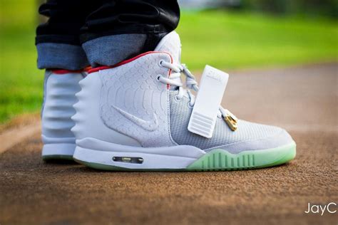 Nike Air Yeezy 2 Platinum | Nike air shoes, Sneakers nike, Womens sneakers