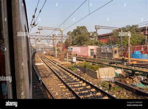 HOWRAH STATION , HOWRAH, WEST BENGAL / INDIA - 4TH FEBRUARY 2018 ...