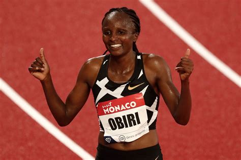 Hellen Obiri - Hellen Obiri In The Women 1500m Timothy Cheruiyot Vs ...