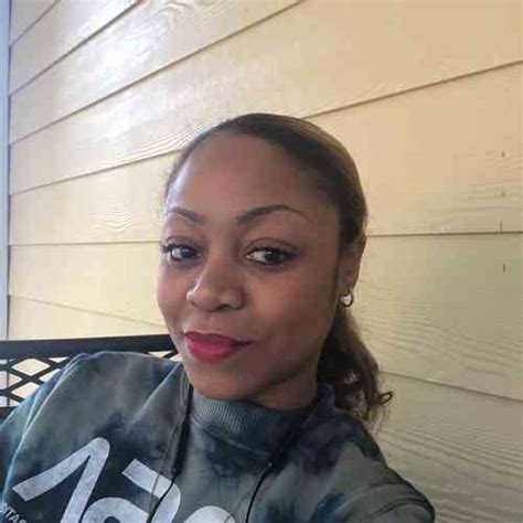 LaTavia Roberson Net Worth, Height, Age, Affair, Career, and More