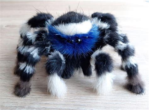 6 Jumping Spider Maratus Personatus Art Doll Cute Spider Fluffy Spider Posable Art Doll Peacock ...