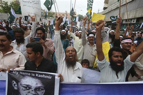 India scraps special status for Kashmir in move that Pakistan calls illegal - ABC News