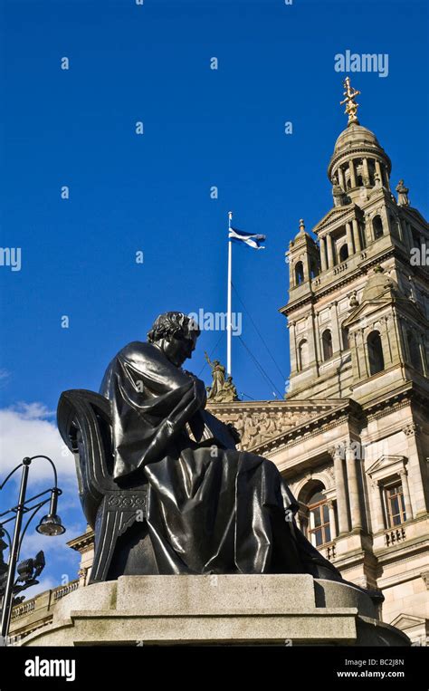 dh City Chambers GEORGE SQUARE GLASGOW Thomas Graham statue George Square and City Chambers ...