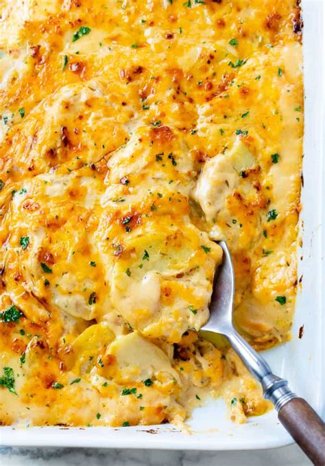 Cheesy Scalloped Potatoes - The Cozy Cook