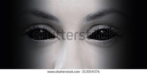 119,601 Black Eye Scary Images, Stock Photos, 3D objects, & Vectors | Shutterstock