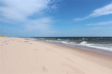 Exploring PEI :: Basin Head, Souris Lighthouse and East Point Lighthouse