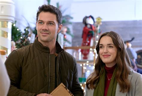 Hallmark Christmas Movie Filming Locations You Can Visit In Real Life