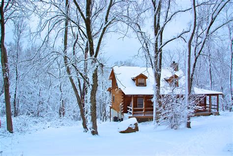 Winter Cabin Wallpaper for Desktop - WallpaperSafari