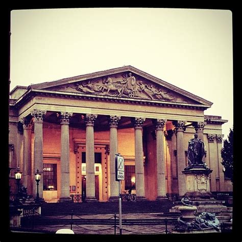 Bristol Museum and Art Gallery